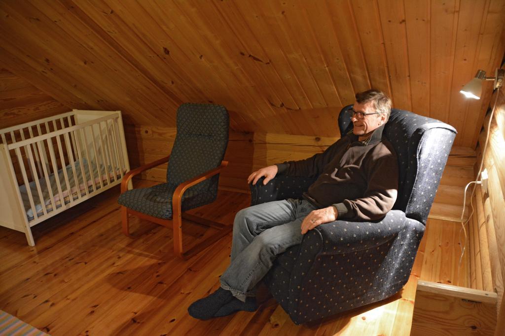 Lomapesae Cottages Pertunmaa Szoba fotó