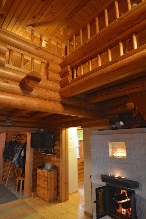 Lomapesae Cottages Pertunmaa Szoba fotó