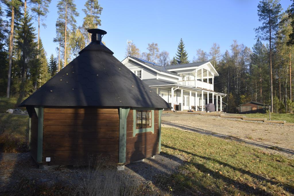 Lomapesae Cottages Pertunmaa Szoba fotó